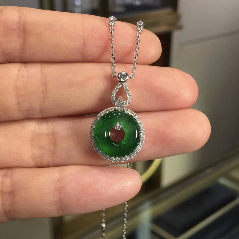 Natural Hetian Chrysoprase Pendant Inlaid Crystal Vintage Chinese Style Necklace High Sense Wedding Dinner Jewelry Gift