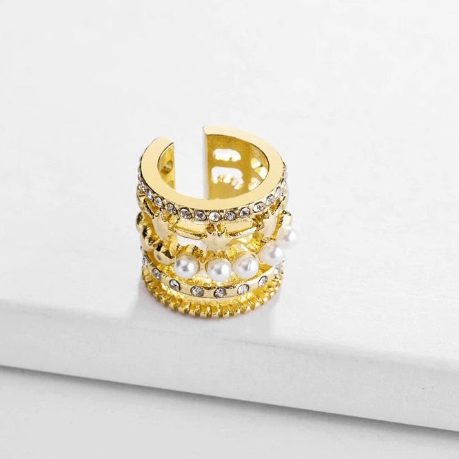 2023 New Fashion Pearl Ear Cuff Bohemia Stackable C Shaped CZ Rhinestone Small Earcuffs Clip Earrings for Women Wedding Jewelry