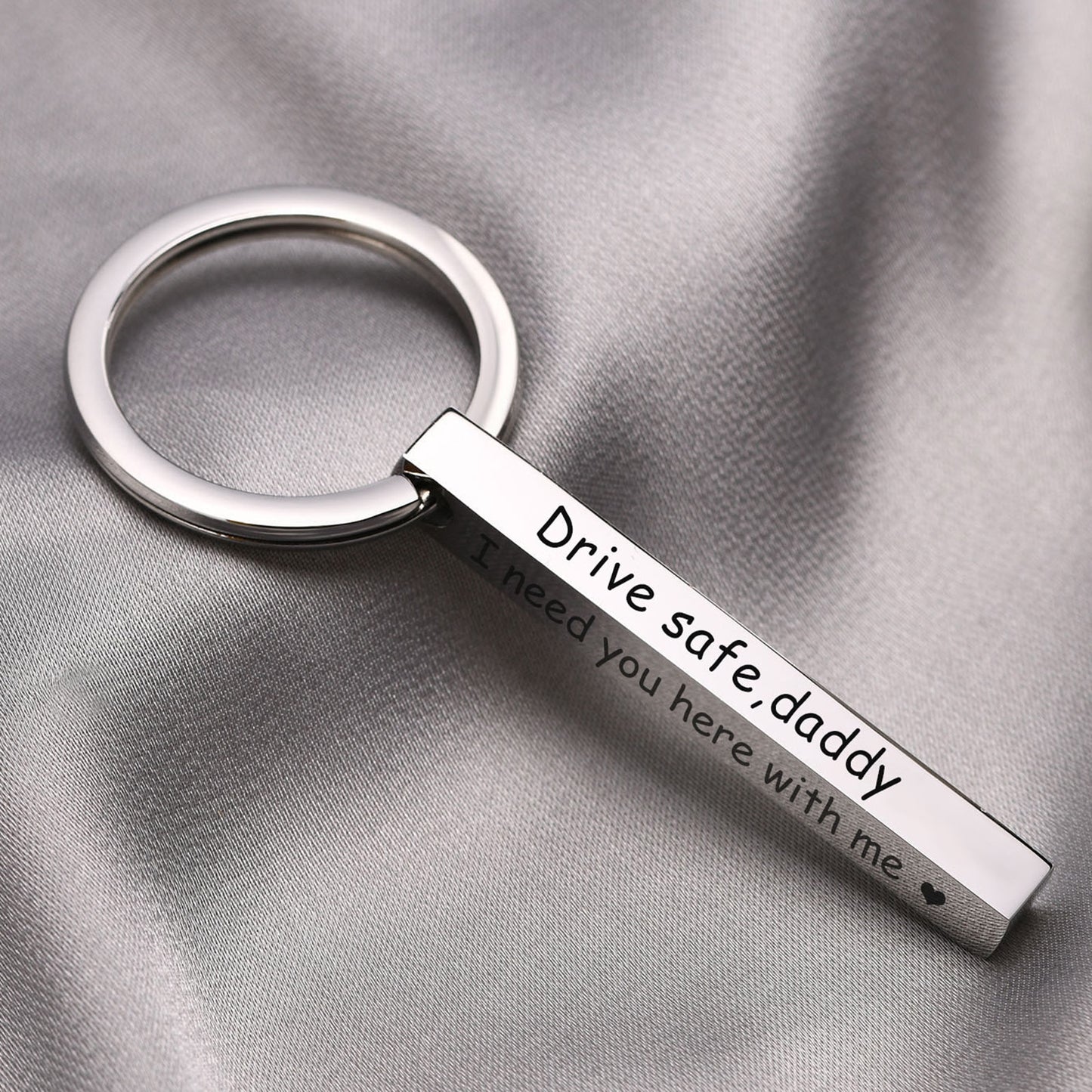 Customized SUPER DADDY Keychains for Men,Stainless Steel Vertical Bar Cuboid Keychain To Dad Drive Safe Gift to Family BFF