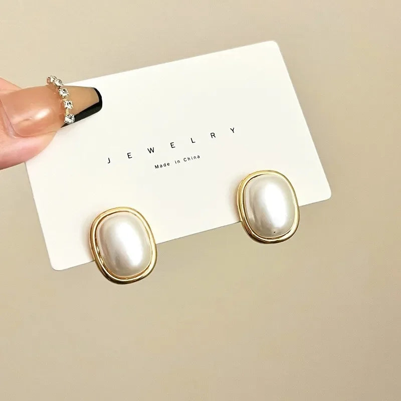 Irregular Pearl Gold Side Stud Earrings Jewelry