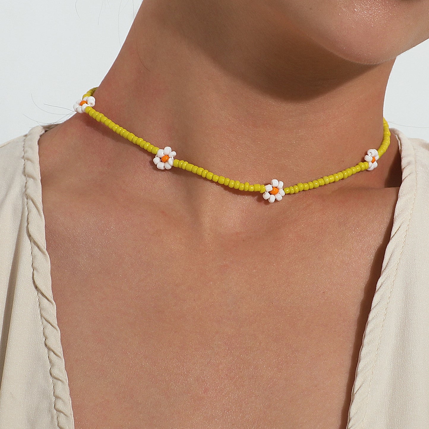 Korean Flower Daisy Clavicle Chain Necklace Women Choker Statement Wedding Bridal Pendant Jewelry Girls Gift Neck Accessories