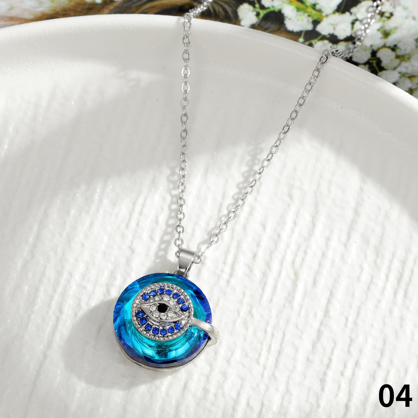 Fashion Evil Eye Pendant Necklaces for Women Men Vintage Crystal Rhinestone Geometric Blue Eye Sweater Chain Necklace Jewelry