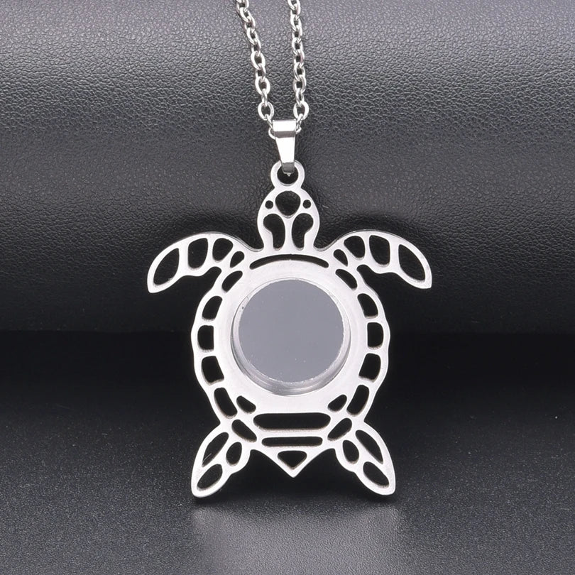 Retro Lotus Flower Photo Locket Pendant Necklace, Vintage Relicario Keepsake Talisman