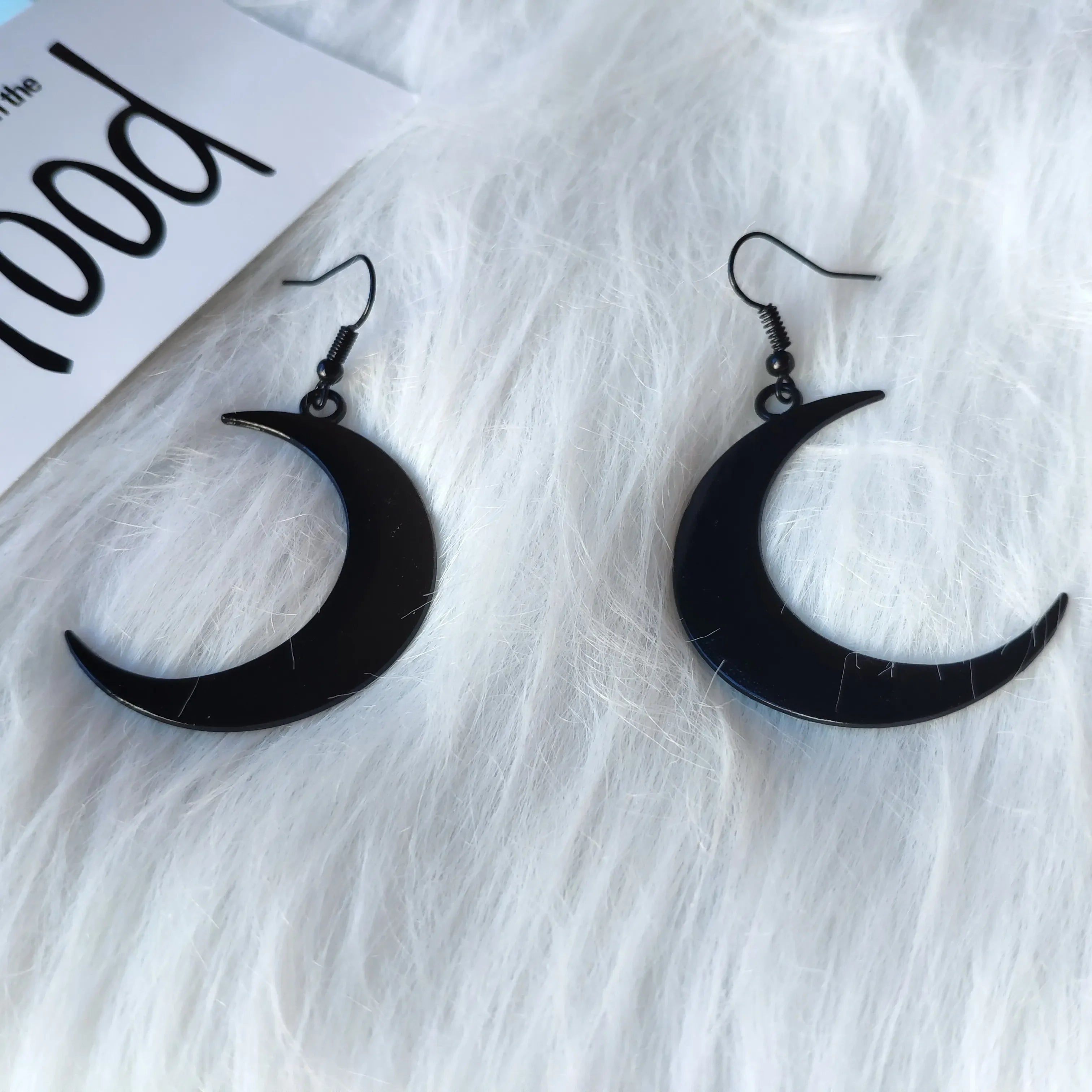 Big Crescent Moon Bronze Drop Earrings, Vintage Celestial Witchy Talisman