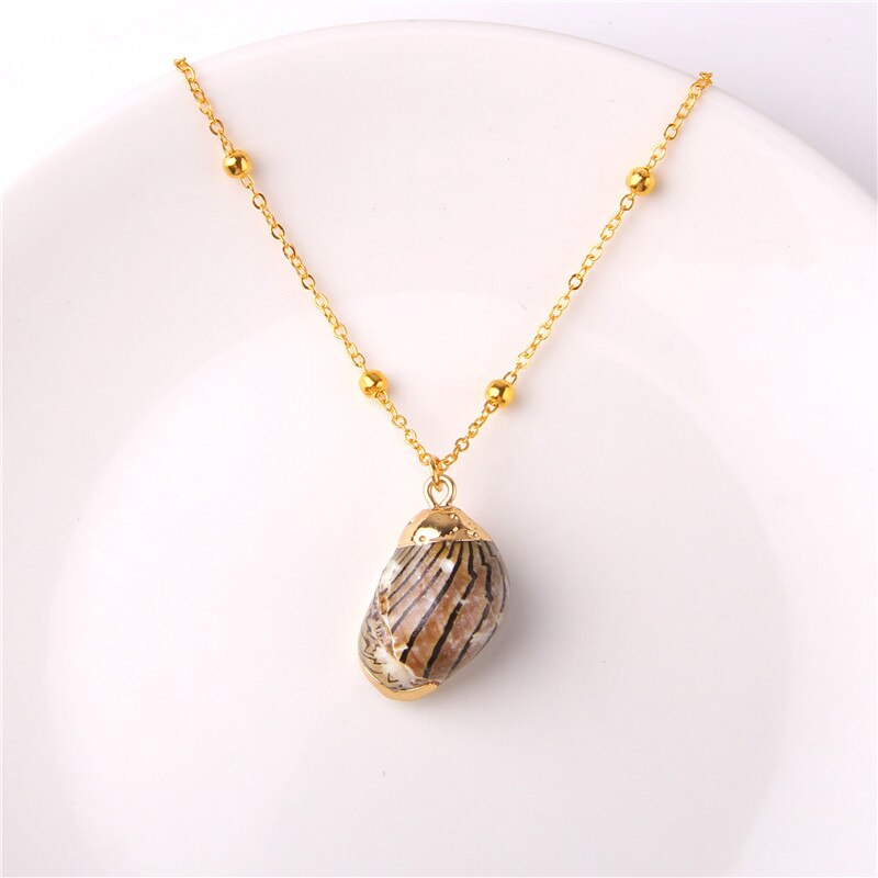 Boho Conch Shell Necklace Gold Color Beads Chain Necklace Women Simple Seashell Choker Necklace Summer Beach Jewelry Party Gift