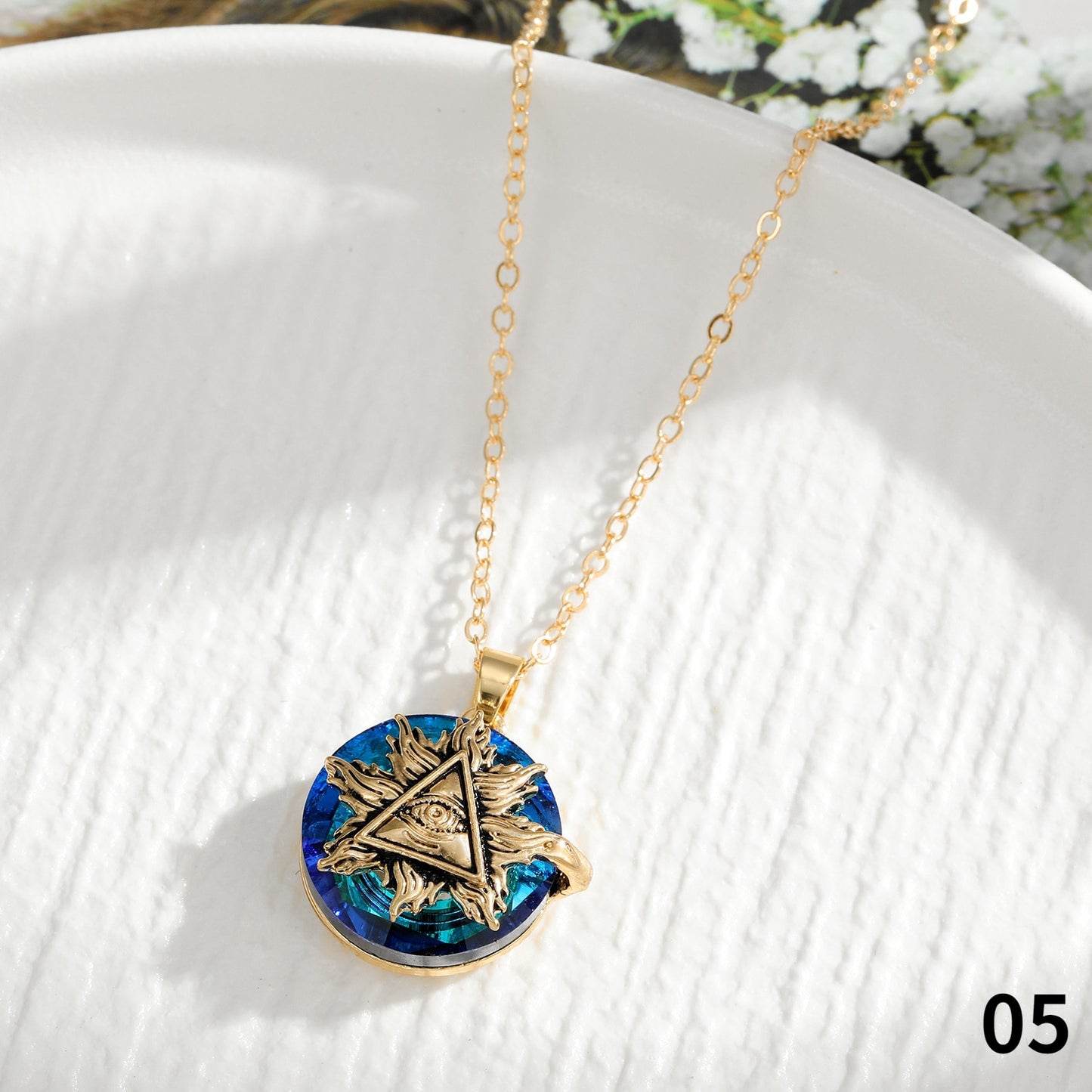 Fashion Evil Eye Pendant Necklaces for Women Men Vintage Crystal Rhinestone Geometric Blue Eye Sweater Chain Necklace Jewelry