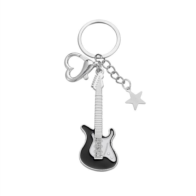 4 Colors Mini Cute Guitar Love Heart Star Keychain for Women Men Cool Car Key Chain Bag Pendant Vintage Aesthetic Y2k Accessory