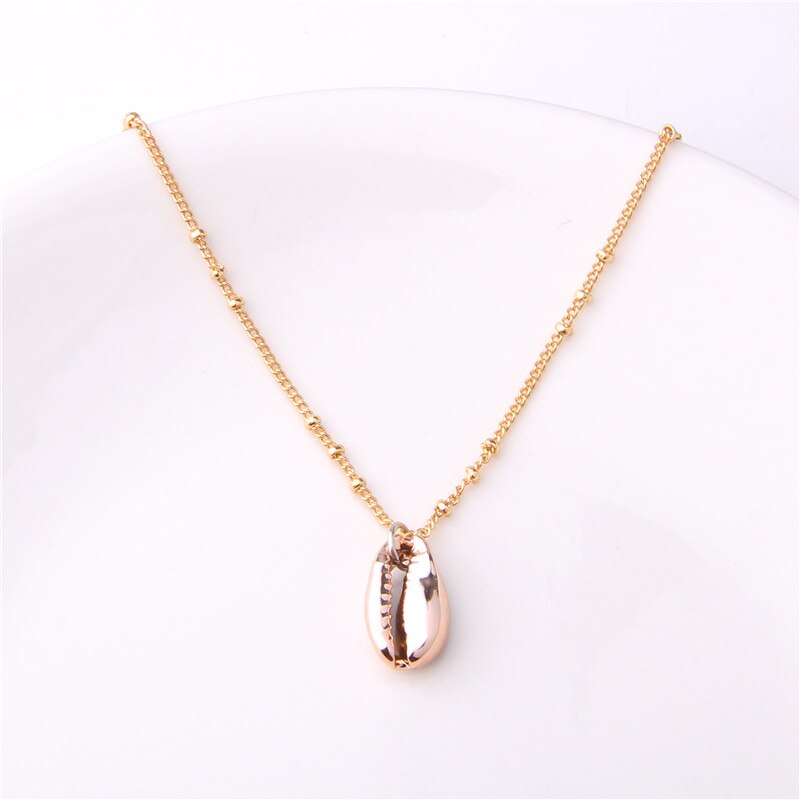 Boho Conch Shell Necklace Gold Color Beads Chain Necklace Women Simple Seashell Choker Necklace Summer Beach Jewelry Party Gift