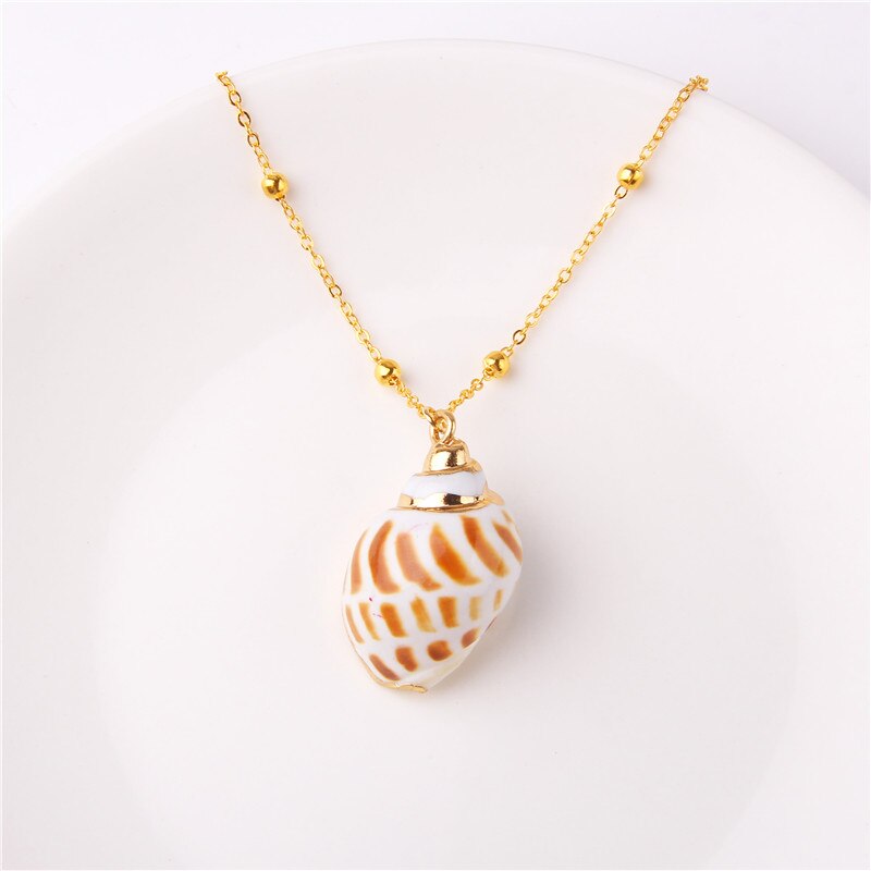 Boho Conch Shell Necklace Gold Color Beads Chain Necklace Women Simple Seashell Choker Necklace Summer Beach Jewelry Party Gift