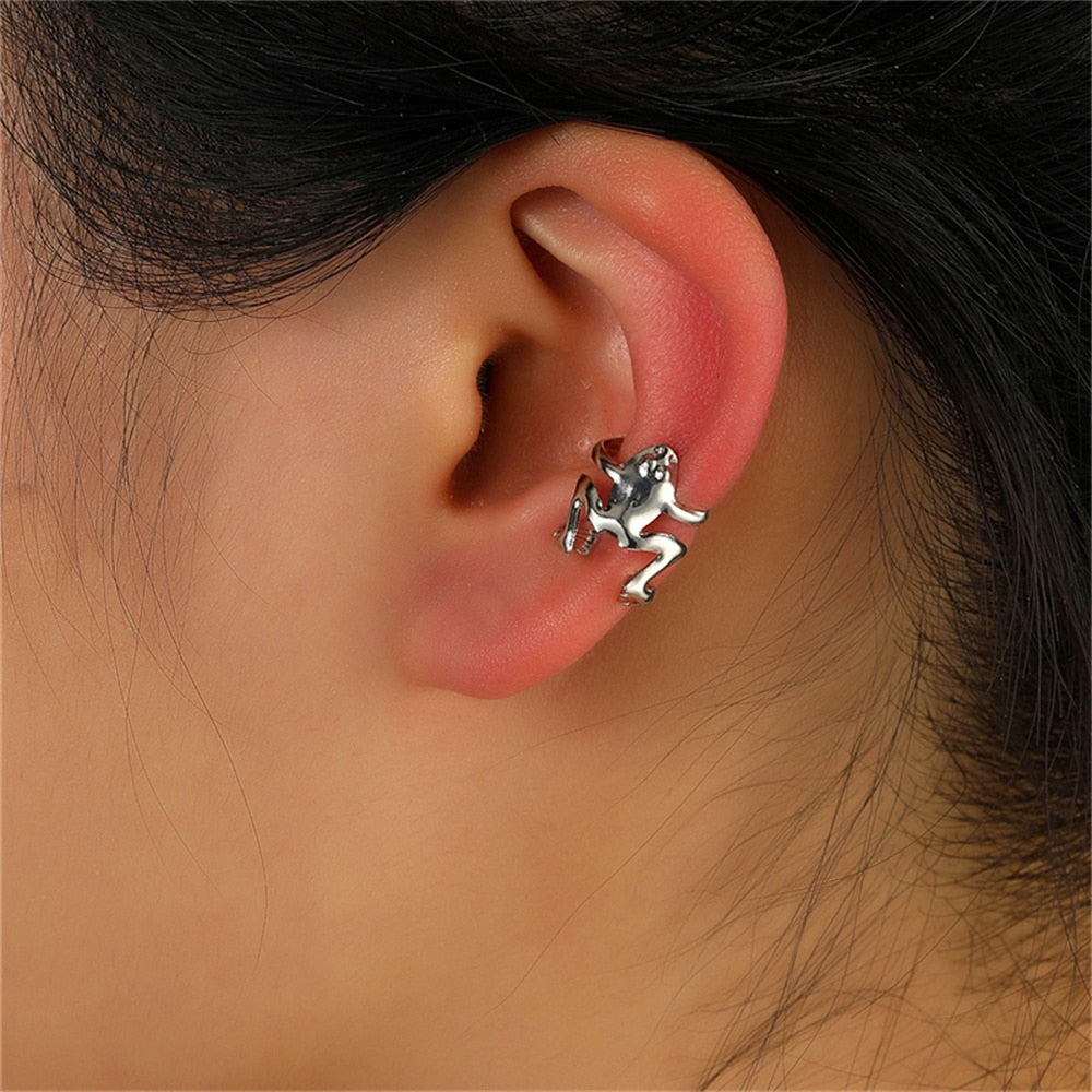 Personality Green Frog Ear Cuffs Clip Earrings for Women Girls Cute Cartoon Animal No Piercing Aesthetic Earring Jewelry Gifts
