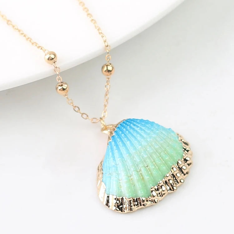 Conch Shell Boho Pendant Necklace