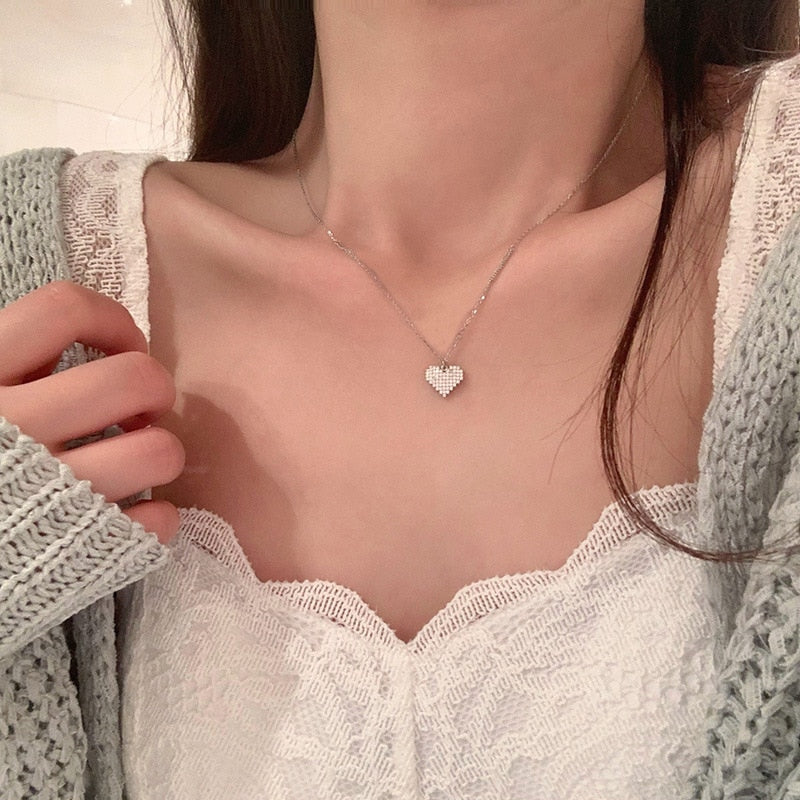 Shiny Butterfly Necklace Ladies Exquisite Double Layer Clavicle Chain Necklace Jewelry for Ladies Gift