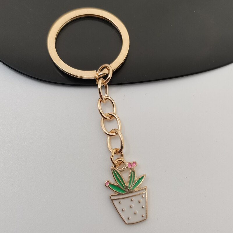 Random 1pcs Pocket Edition Small Gift Cactus Keychain Simulation Fruit Sliced Cactus Keychain
