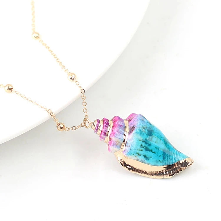 Conch Shell Boho Pendant Necklace