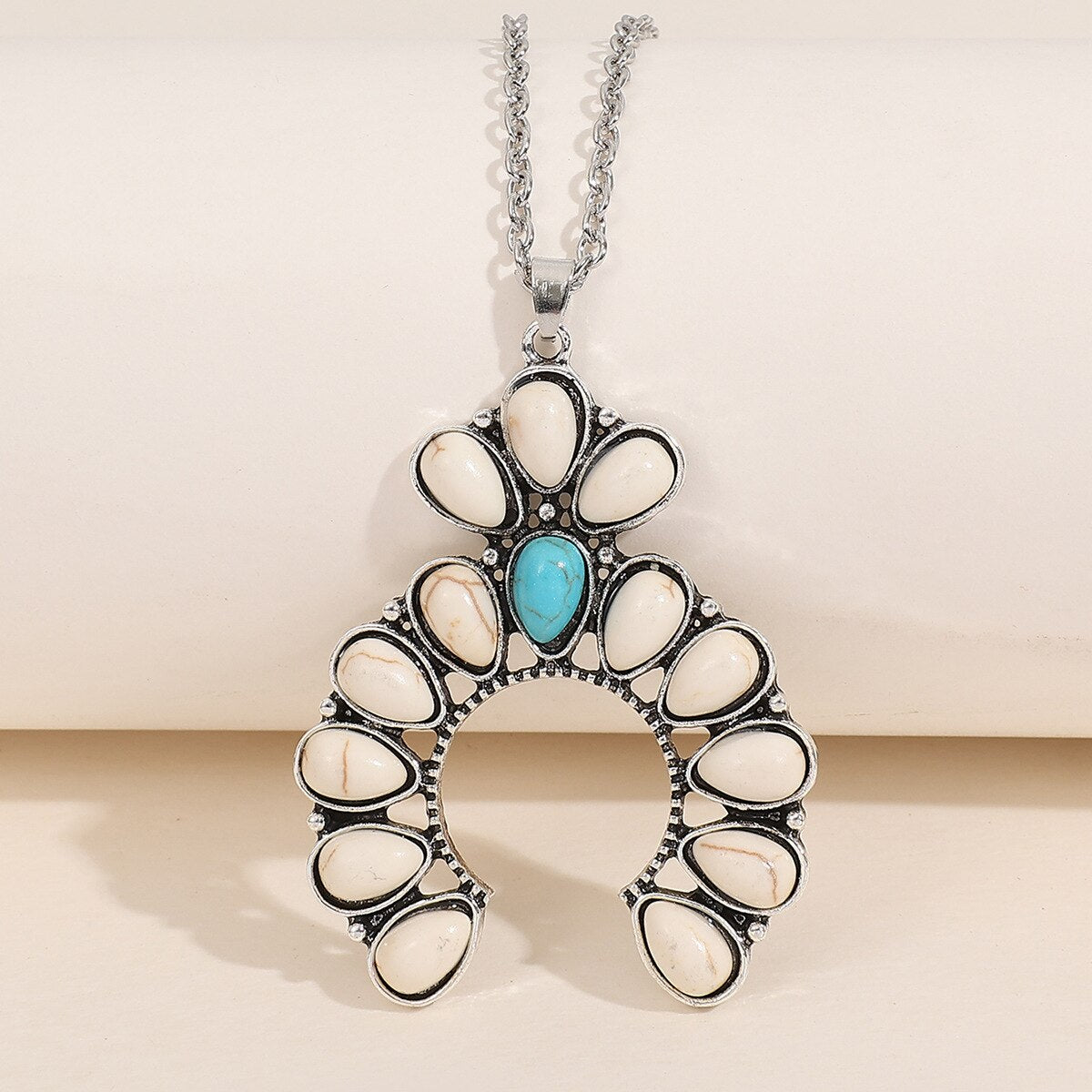 Western Turquoise Cluster Broach Necklace White Turquoise Squash Blossom Necklace Jewelry for Western Wear Boho Rodeo Accessorie