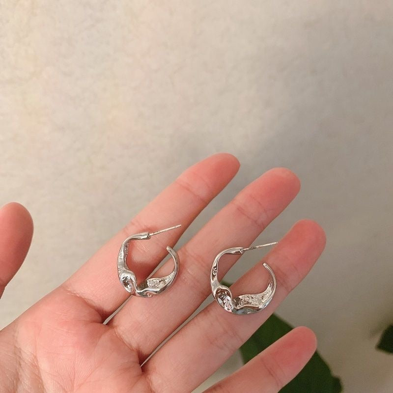 Circle Shell Flower Hoop Earrings For Women Fashion Sweet Metal Jewelry Oorbellen Gift