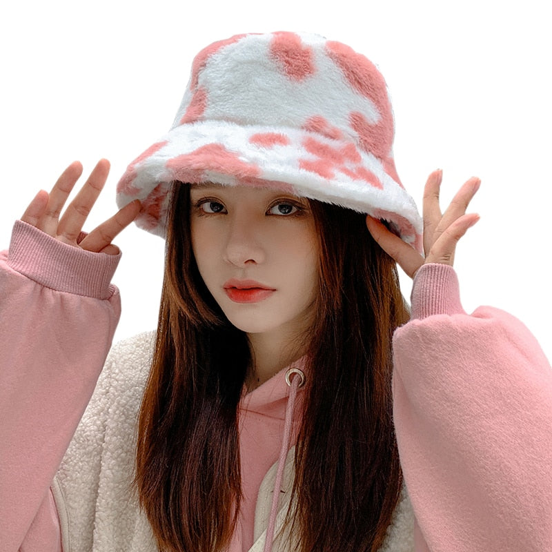 2021 New Fashion Korean Pink Cow Print Bucket Hat Faux Fur Winter Hats for Women Warm Plush Fisherman Caps Flower Black