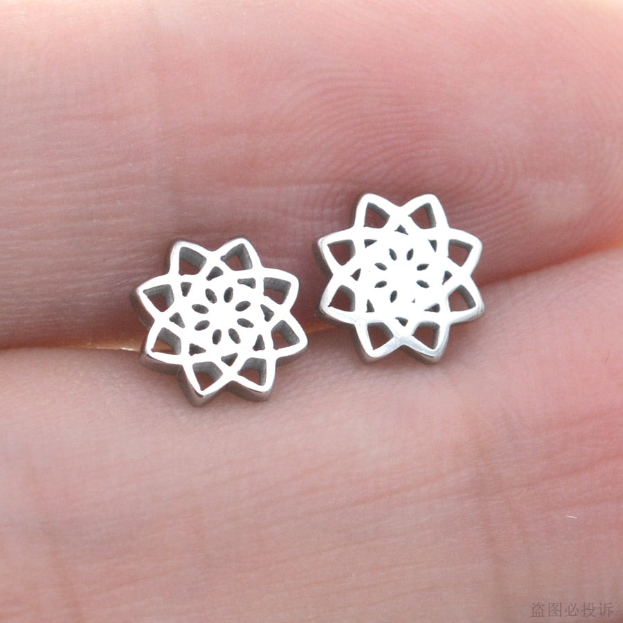 Starbeauty 1pc Flower Lotus Cartilage Lobe Earrings Studs Bar Ear Piercing Oreja Tragus Piercing Cartilagem Conch Helix Rings - Charlie Dolly