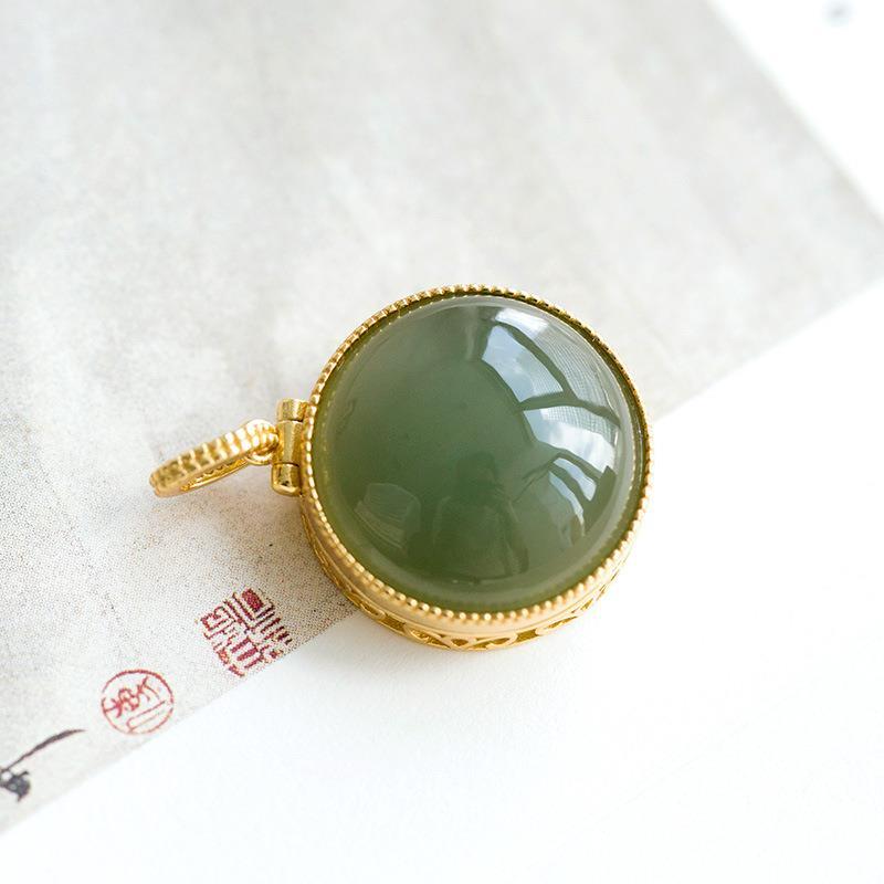 Original design  natural Hetian jade round hollow openable necklace pendant temperament exquisite charm ladies jewelry