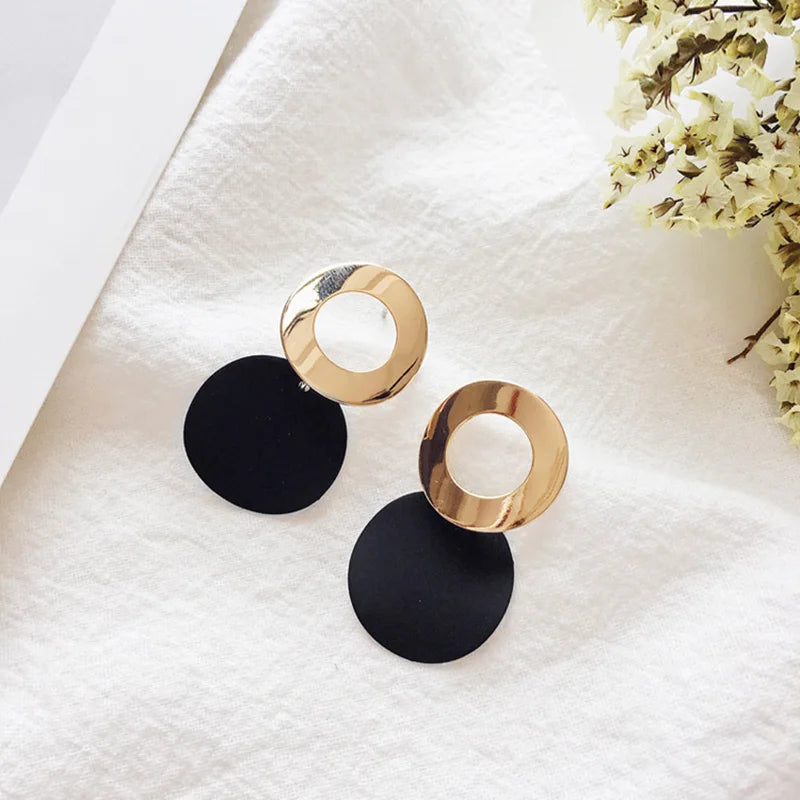 Boho Black Dangle Earrings for Women Long Hanging Earrings Leaf Pendants Pearl Crystal Geometric Earrings pendientes mujer