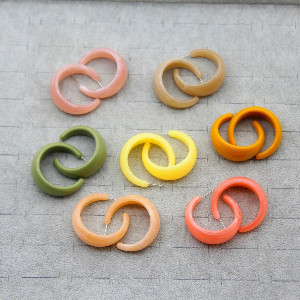 Korean Fashion C-Shape Resin Hoop Earrings for Women New Multicolor Geometric Circle Acrylic Earring Hoops Boho Jewelry Gifts