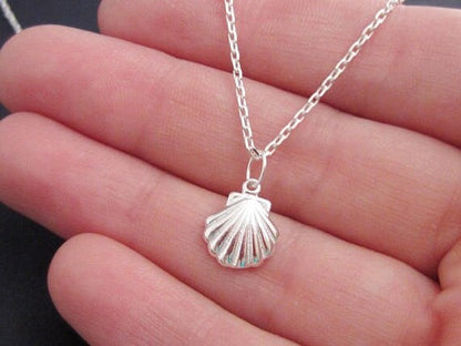 Marine Sea Shell Scallop Pendant Chain Necklaces Seashell Conch Sector Clam Nautical Sailor Ocean Beach Ariel Geometric Jewelry