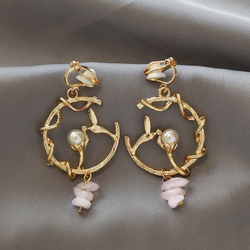 Fashion charm Creative pearl clip on Earrings Cute Handmade Earrings Womens ear clips Jewelry - Charlie Dolly