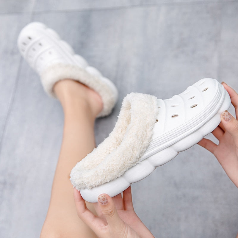 2023 Fashion Men Women Winter Light Slippers Fur Slippers Warm Fuzzy Garden Clogs Mules Slippers Home Indoor Couple Slippers Men - Charlie Dolly