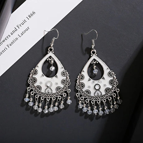 خمر الخرز الأحمر شرابة أقراط الزفاف الهندي Jhumka العتيقة بوهو الفضة اللون زهرة منحوتة إسقاط أقراط Brincos مجوهرات