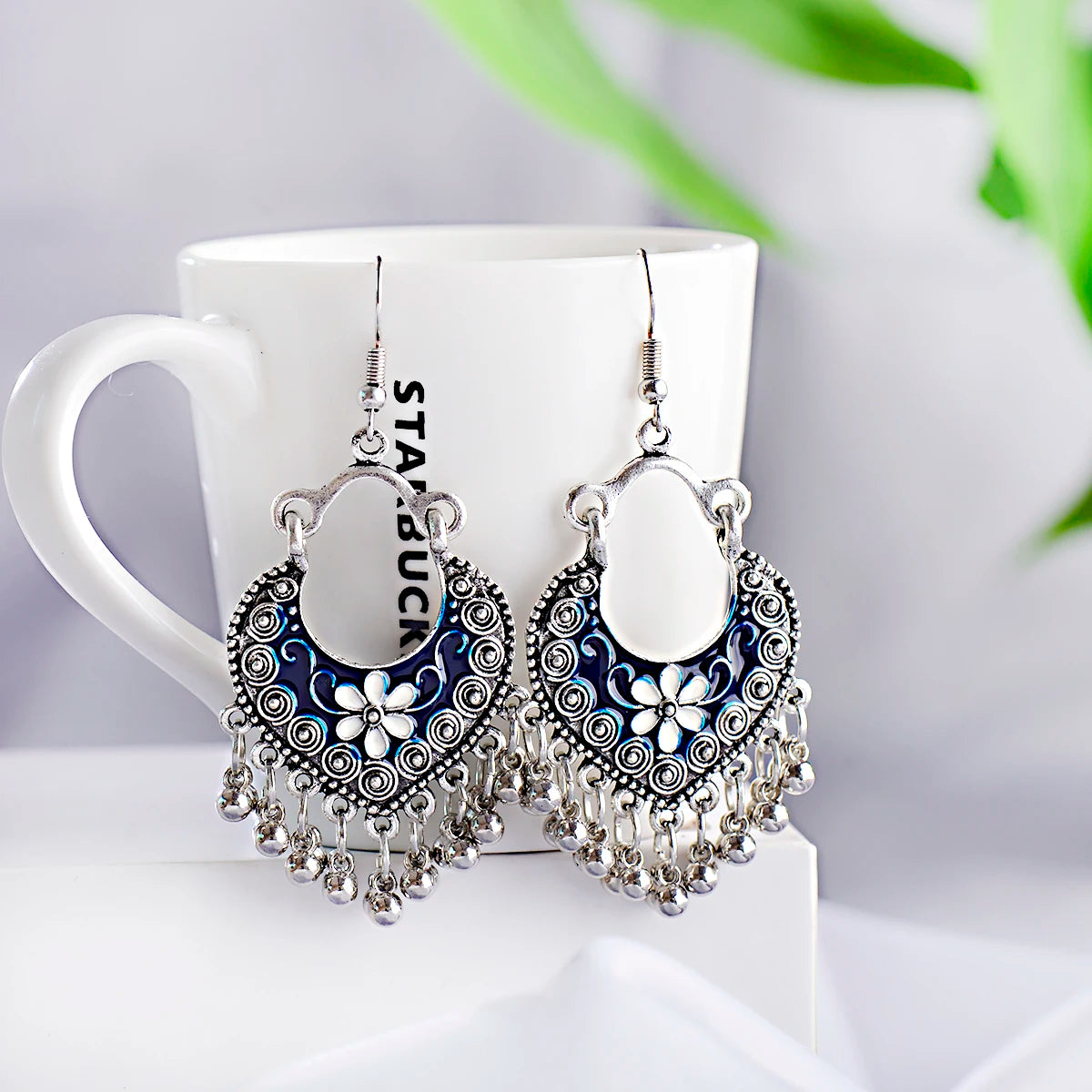 خمر الخرز الأحمر شرابة أقراط الزفاف الهندي Jhumka العتيقة بوهو الفضة اللون زهرة منحوتة إسقاط أقراط Brincos مجوهرات
