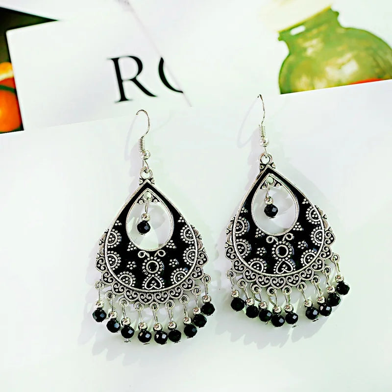خمر الخرز الأحمر شرابة أقراط الزفاف الهندي Jhumka العتيقة بوهو الفضة اللون زهرة منحوتة إسقاط أقراط Brincos مجوهرات