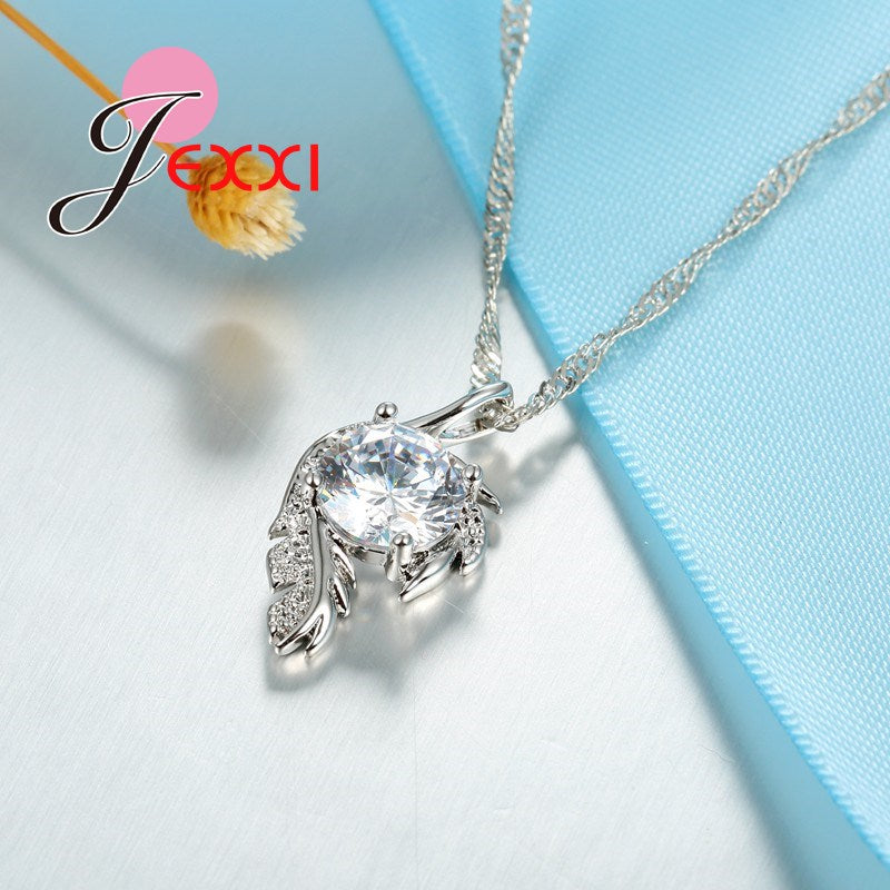 Beautiful Girlfriend Birthday Gift Sterling Silver Chain Necklace Fashion Leaf Style Crystal Pendant Women Jewelry