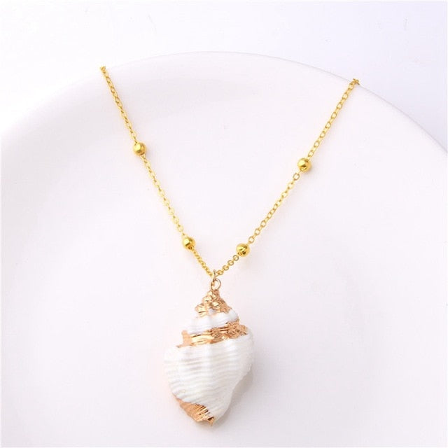 Lateefah Boho Conch Shell Necklace Conch Sea shell Necklace Pendant For Women Collier Femme Shell Cowrie Summer Jewelry - Charlie Dolly