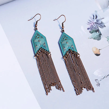 أقراط متدلية مصنوعة من سبائك البرونز العتيق للنساء أقراط Jhumka الهندية ذات سلسلة طويلة بوهو تريبل