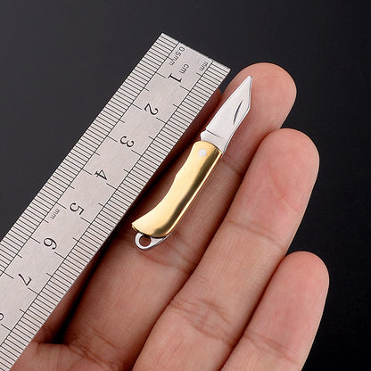 1pc Outdoor EDC Mini Folding Knife Pocket Self-defense Knife Exquisite Brass Knife Keychain Demolition Express Unpacking Knife