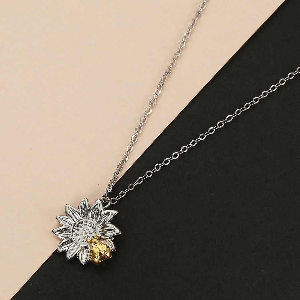 Kinitial Women Charm SunFlower Pendant Necklaces for Femme Cute Animal Ladybug Necklace Glamour Statement Choker Jewelry