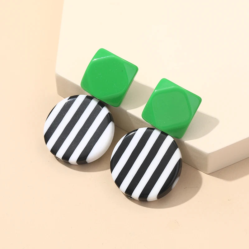 Fashion Big Korean Acrylic Drop Earrings for Women Elegant Statement Simple Resin Large Dangle Boho Earring for Girls Jewelry