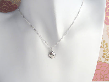 Marine Sea Shell Scallop Pendant Chain Necklaces Seashell Conch Sector Clam Nautical Sailor Ocean Beach Ariel Geometric Jewelry