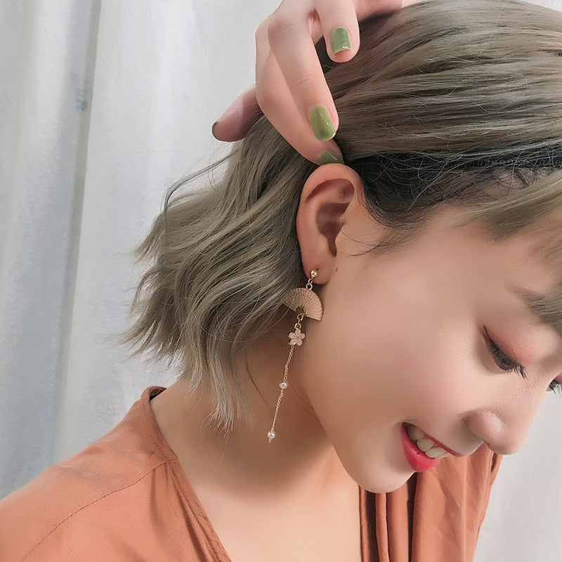 Asymmetrical Imitation Pearls  Pink Skura Flower Earrings Fan Funny Cute Cat Clip on Earrings Without No Piercing for Women Girl - Charlie Dolly