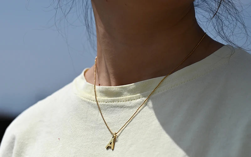Colorful Beads Initial Choker for Women Stainless Steel Letter Pendant Necklace Fashion Shell Heart Jewelry Boho Accessories