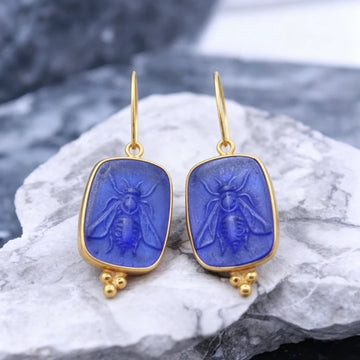Vintage Luxury Synthetic Lapis Lazuli Hand Carved Bee Hook Earrings Women's Elegant Banquet Celebration Jewelry Accessories Gift
