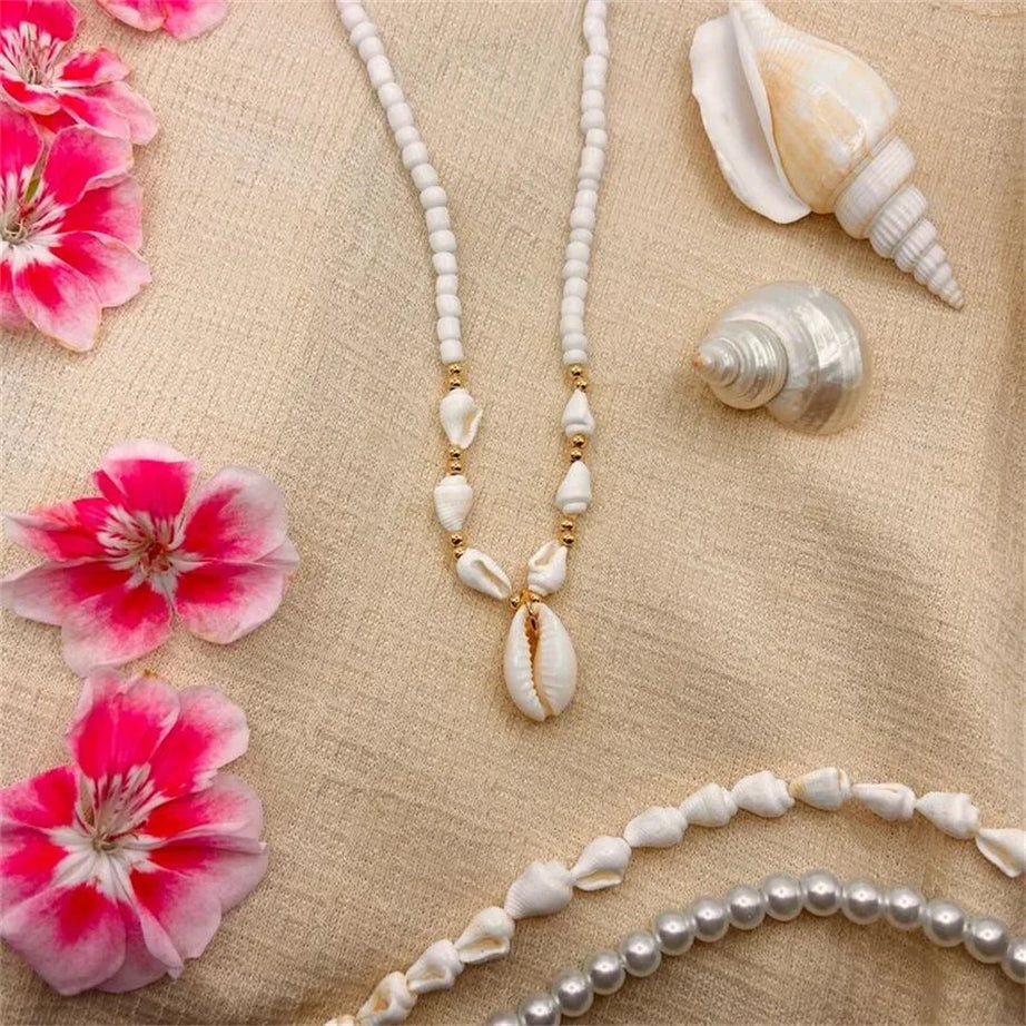Conch Shell White Bead Chain Necklace Jewelry