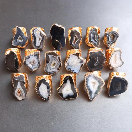 Irregular Geode Stone Agate Slices Open Ring Unisex Black Color Boho Resizable Finger Jewelry - Charlie Dolly