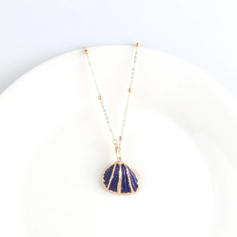 Conch Shell Boho Pendant Necklace