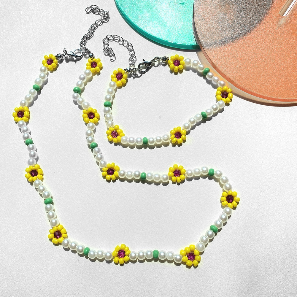 Dvacaman Boho Handmade Sunflower Beaded Necklace For Women Fashion White Imitation Pearl Choker Necklace INS Jewelry Accessories - Charlie Dolly