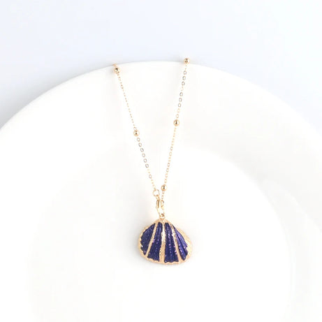 Conch Shell Boho Pendant Necklace