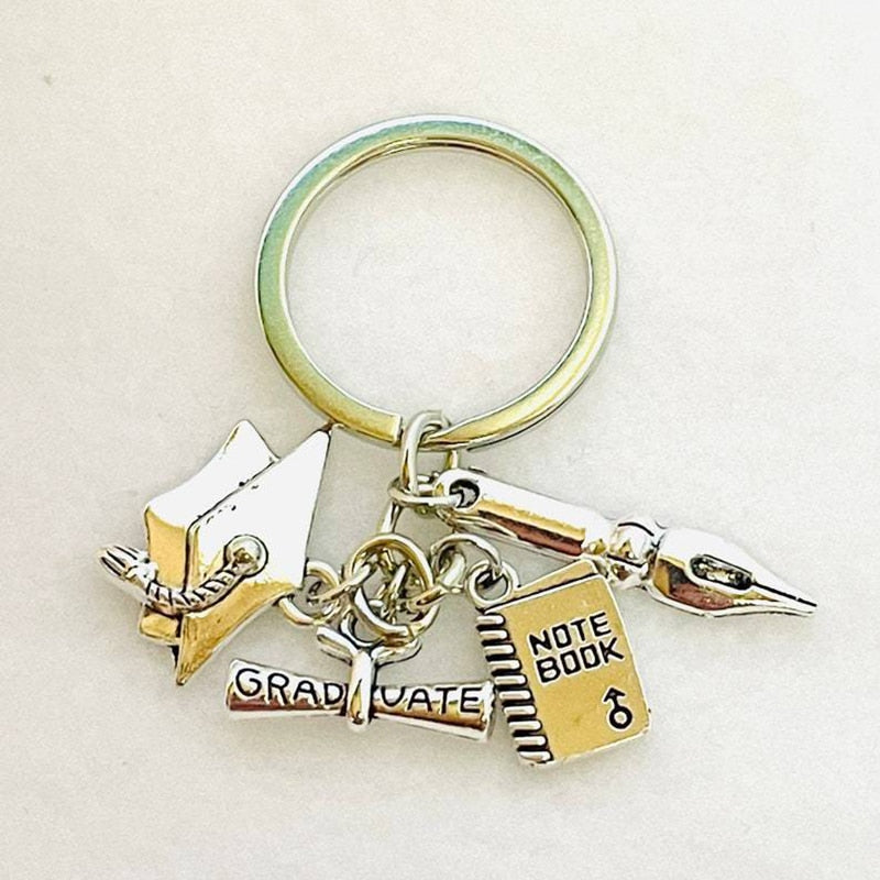 2023/Graduation Ceremony Keychain Graduation Certificate Graduation Souvenir Bachelor Hat Class Badge Keychain - Charlie Dolly