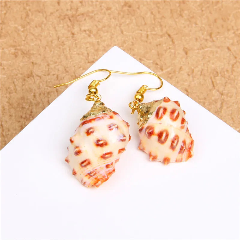 New In Natural Shell Sea Scallop Drop Earrings Boho Shell Drop Earrings for Women Femal Sea Beach Earrings Summer Jewelry Gifts