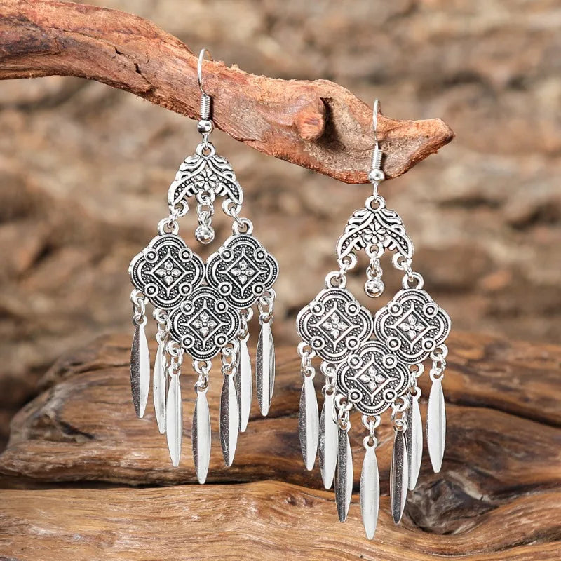 Ethnic Alloy Antique Earrings Brincos Boho Retro Hollow Patterns Drop Earrings for Women Bohemian Summer Tassel Jewelry