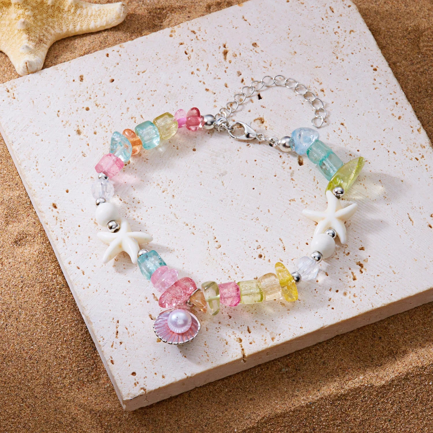 Boho Natural Gravel Shell Chips Bracelet for Women Adjustable Handmade Conch Beaded Bangle Summer Beach Vacation Jewelry Gift
